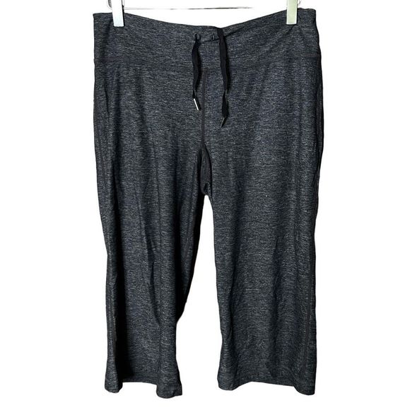 Lululemon Womens Crop Pants 12 - Picture 1 of 3